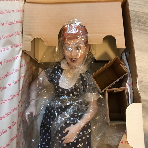 Classic Collectible Doll I Love Lucy new w/stand in original box - Picture 5 of 7